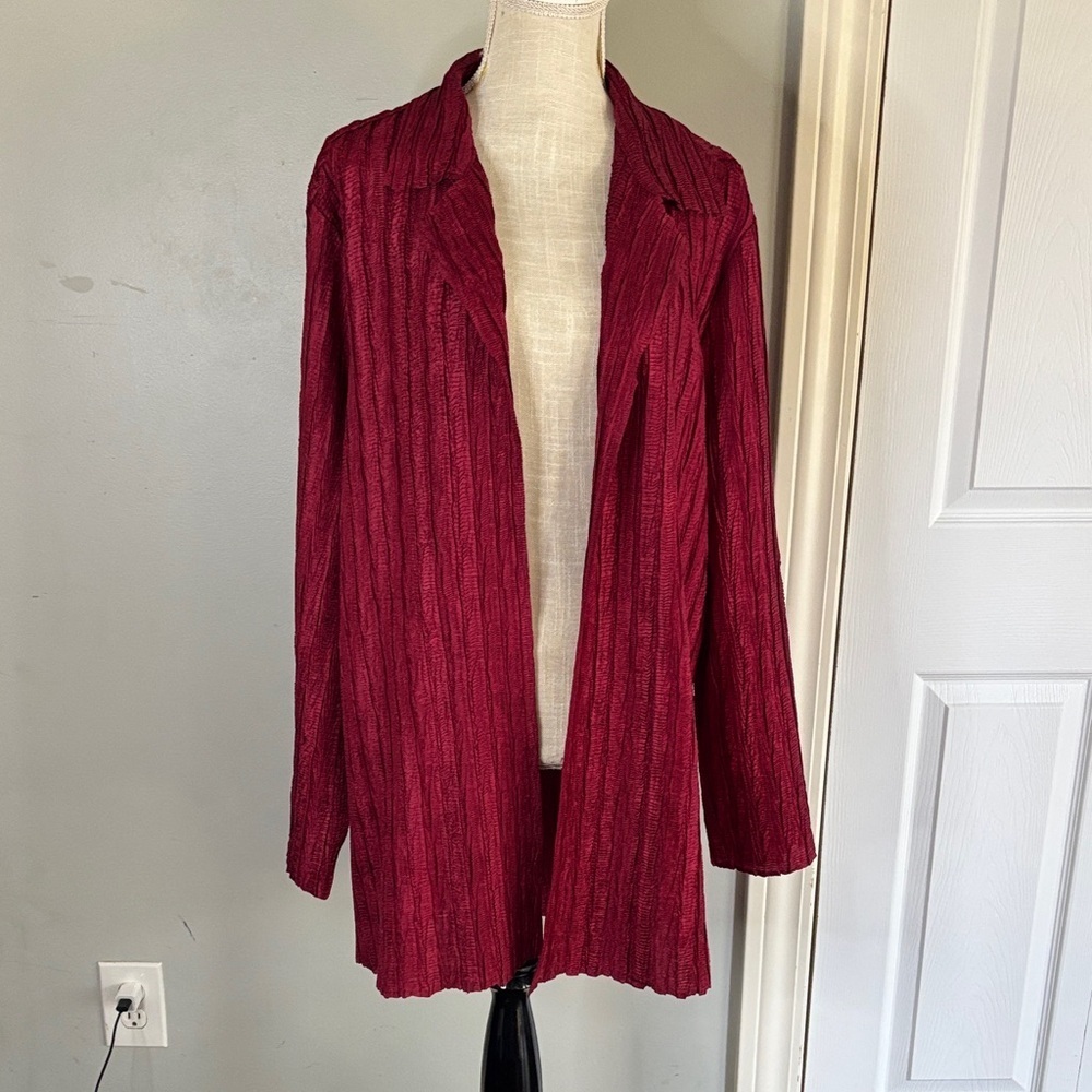 Chic Burgundy Women's Cardigan